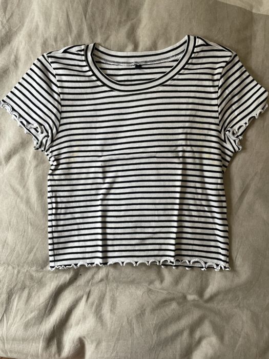 Tricou damă în dungi alb și negru