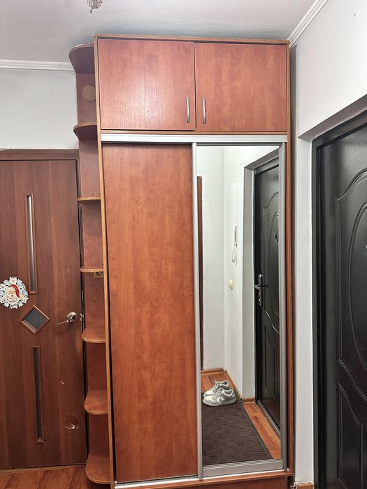 Шкаф для прихожей / коридора