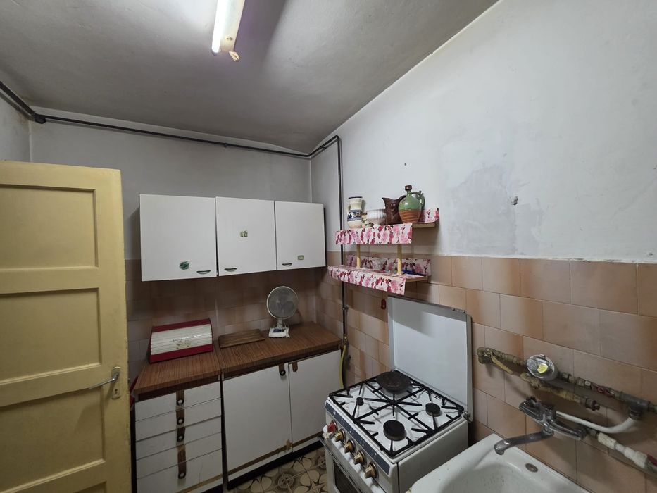Apartament 2 camere Centru, parter, balcon, centrala termica