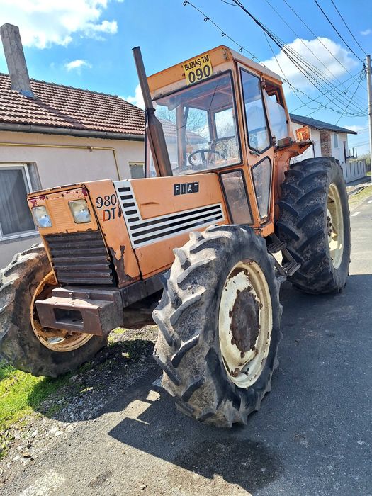 Vând tractor FIAT 110 CP DT 4x4 stare foarte bună de funcționare