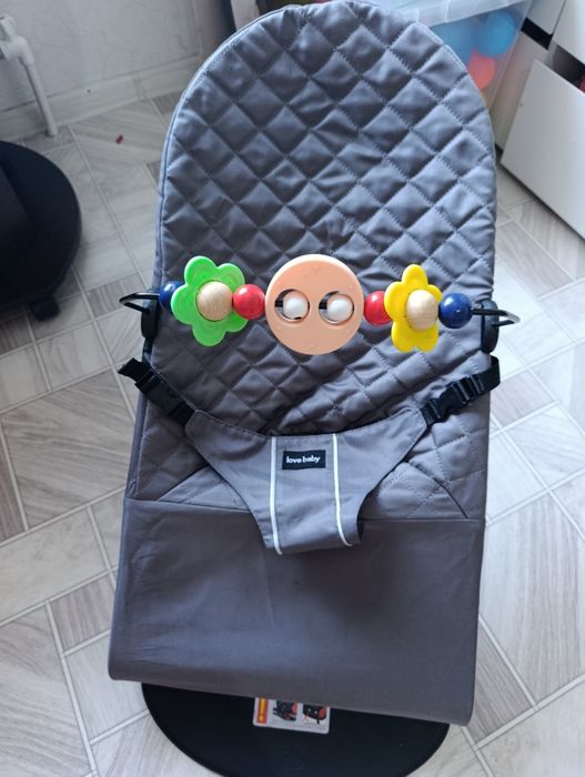 Шезлонг в хорошем состоянии