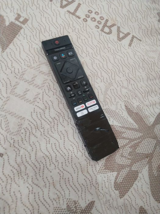 На 6 месеца е телевизора