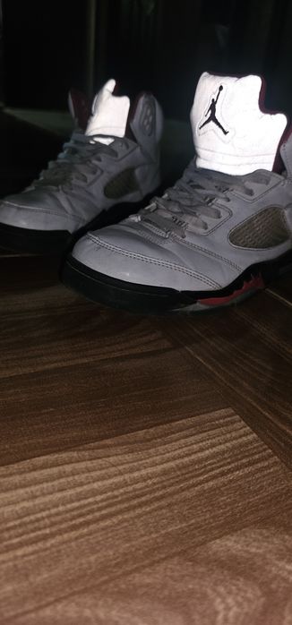 Air Jordan 5 лиловая расцветка