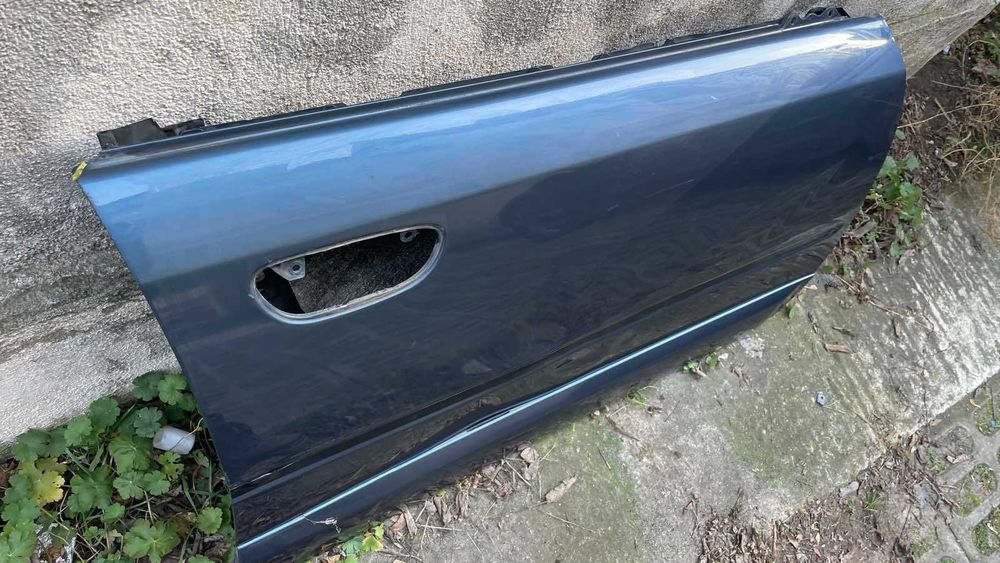 Предна дясна врата за Subaru outback 2003-2009