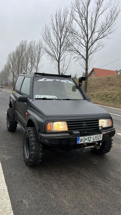 Vând Suzuki Vitara 1.6 16v 97cp