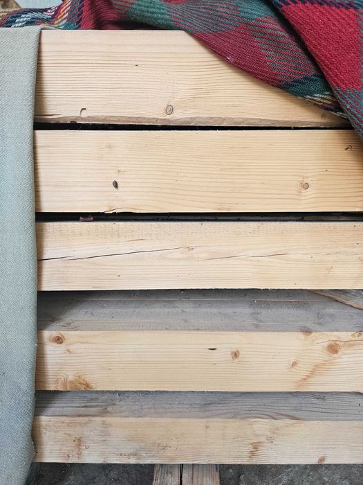 Дървен материал греди