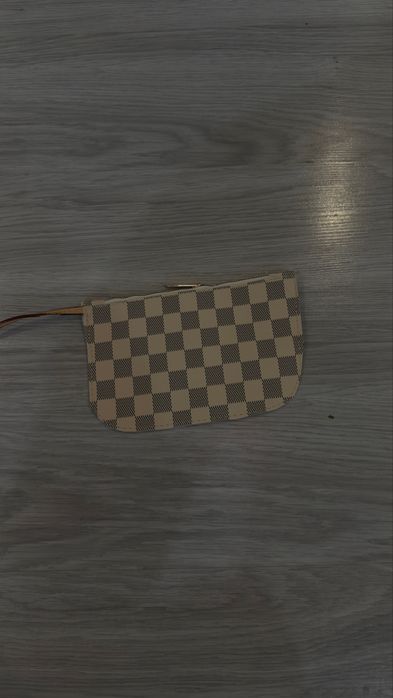 Чанта Louis Vuitton