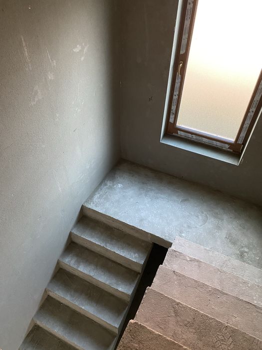 Tencuiala mecanizata si glet