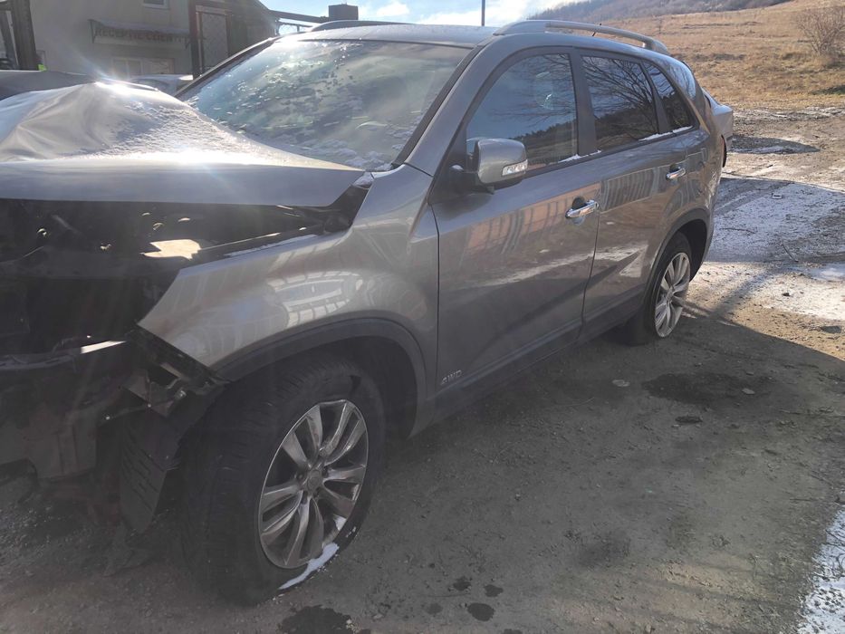 Dezmembrari KIA SORENTO 2011 4x4 2.2 Diesel D4HB Automat P828