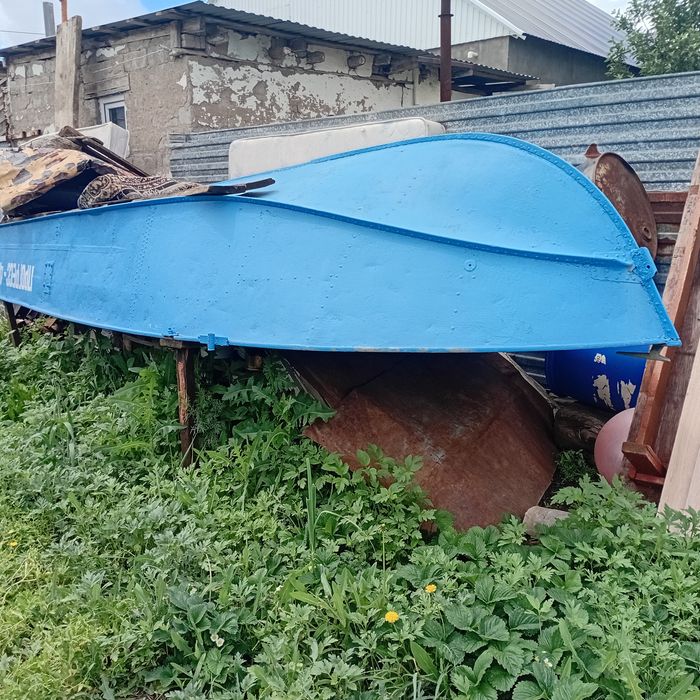 Продам лодку прогрес 4