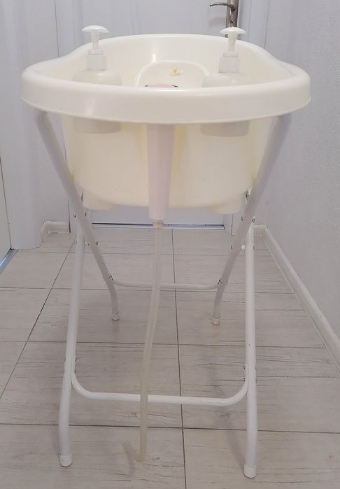 Ваничка със стойка Кенгуру