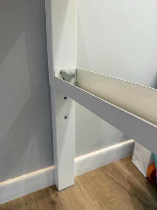 Стол Ikea для школьника регулируемый