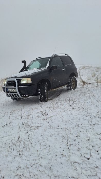 Vând suzuki grand vitara