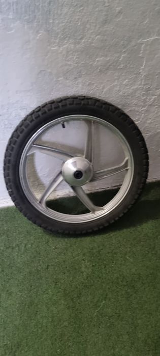 Продам передняя колесо на 17