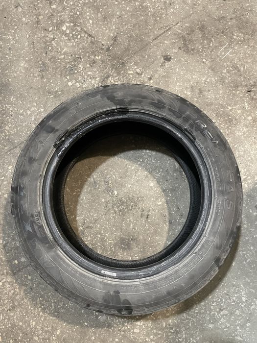 Продам летнюю резину MAXXIS Premitra