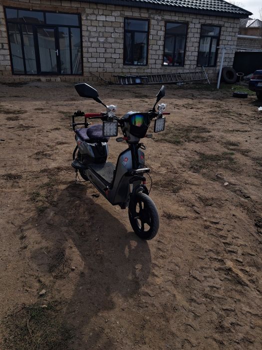 Продам ск8 без акумулятора