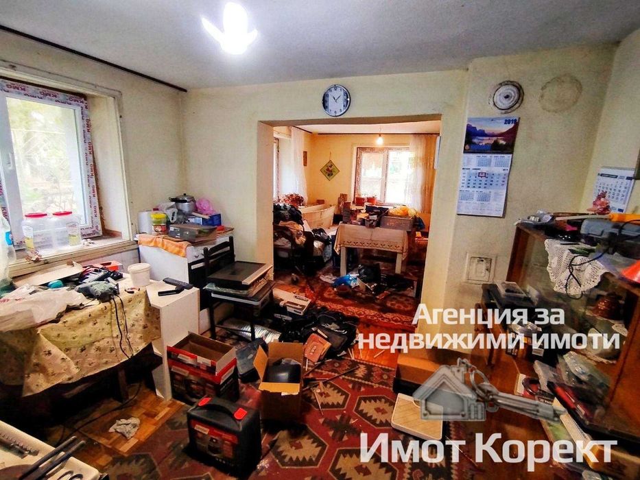 Имот Корект продава Половин Къща, кв.Изток