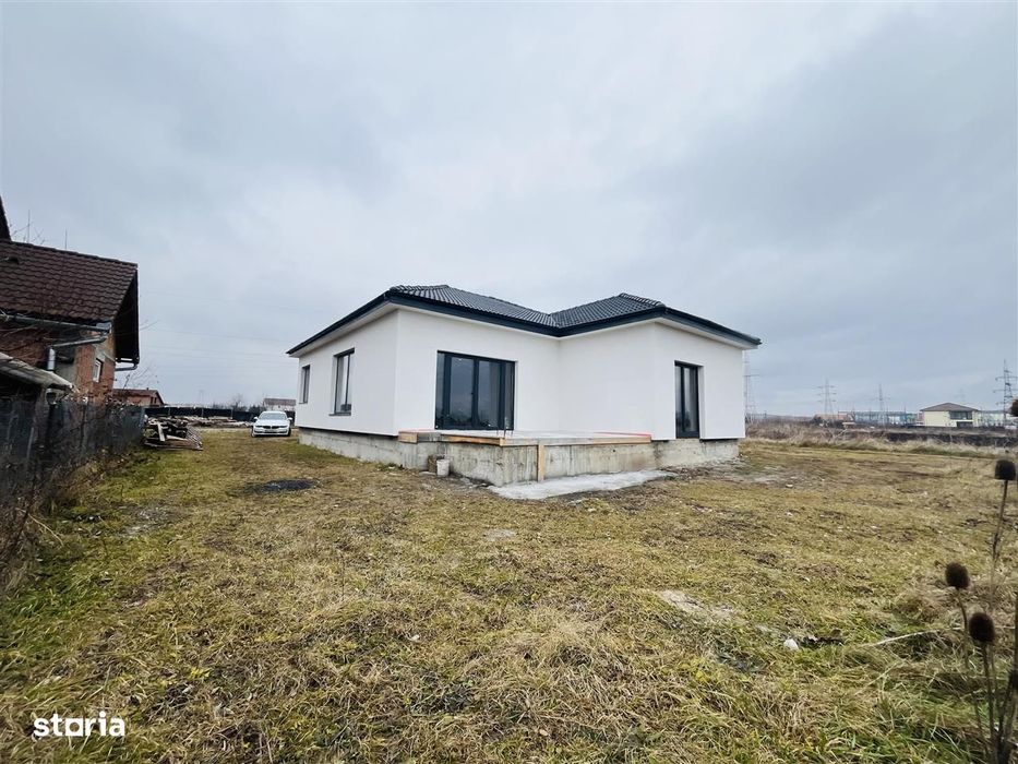 Casa individuala cu 3 camere, 2 bai, teren 500 mp - Cartier Veterani