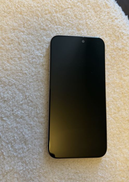 iPhone 15 Pro Max 256GB – 200 €