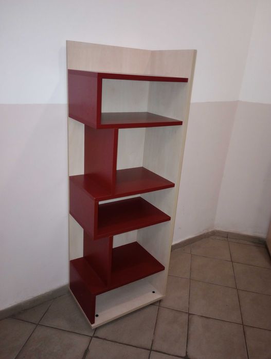 Етажерка Лява / Дясна 20€ всяка Само лично предаване за град Бургас