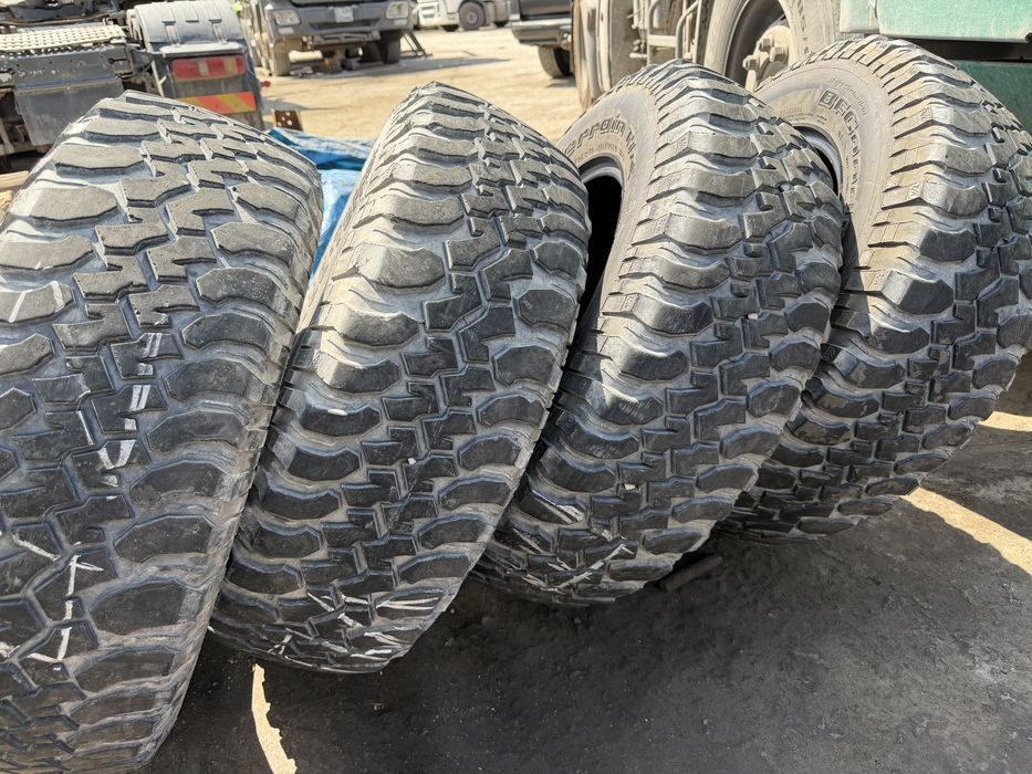 Продам резину , б/у. Стояла еа тойота 4RUNNER