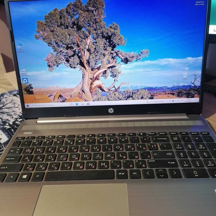 Лаптоп HP 250 G8 Intel Core i5-1035G1, RAM 16GB, SSD 512GB, 15.6"