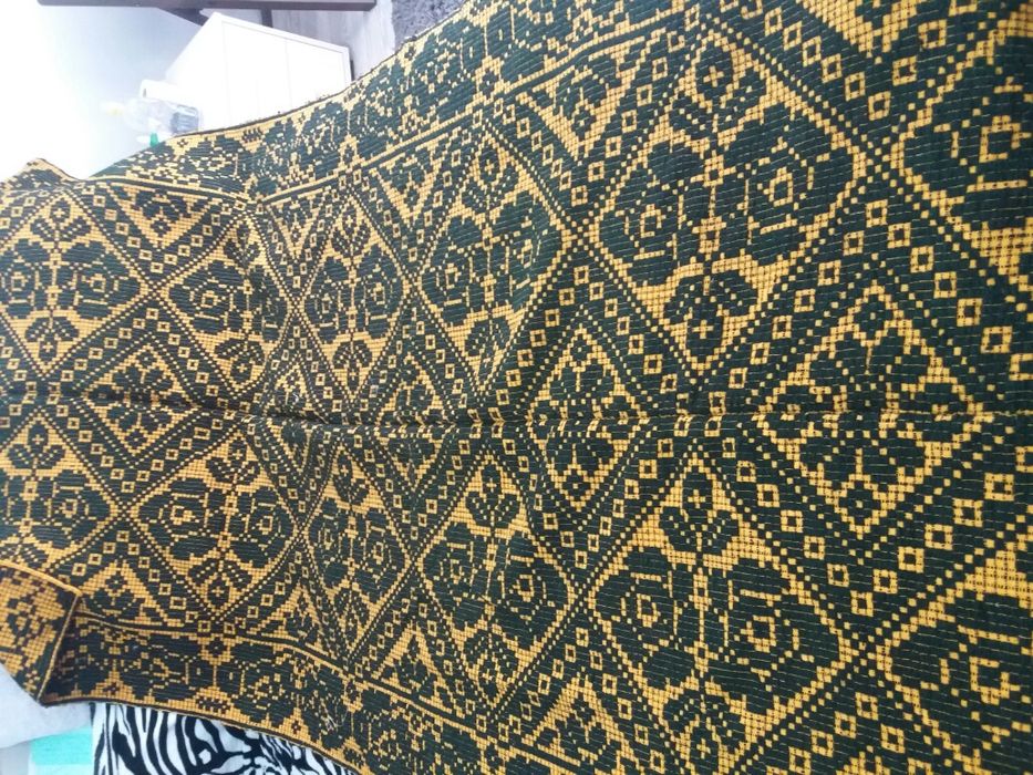 Macate lana cusute la razboi