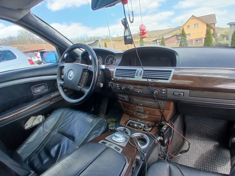 Vand bmw 730d 2003 automat