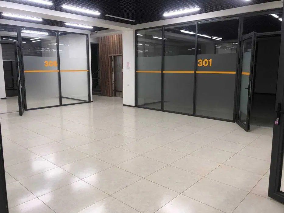 Аренда отдельно стоящего здания 3000 м2, Яккасарайский район