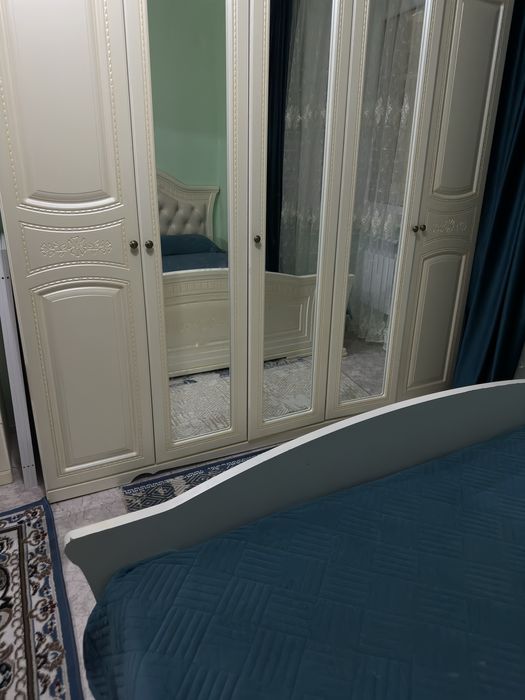 Спальный гарнитур Венера 5д