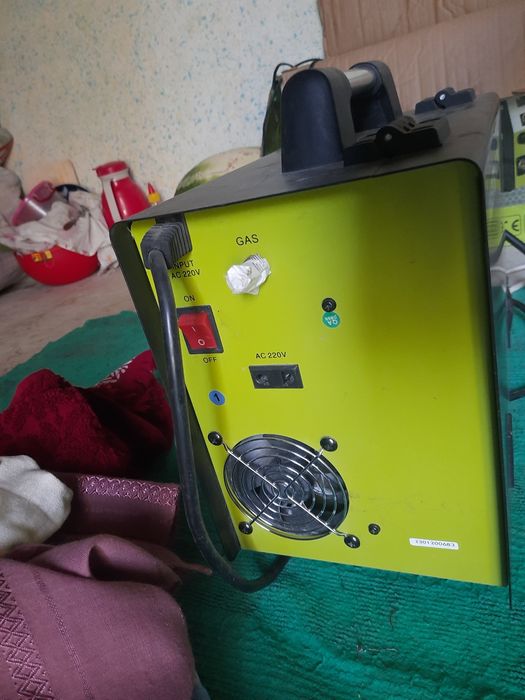 Сварични апарат пол Афтамат с газим и без газ