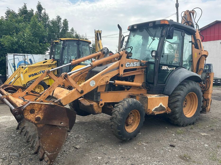 Buldoexcavator Case 580 Super R 2004 variante auto !