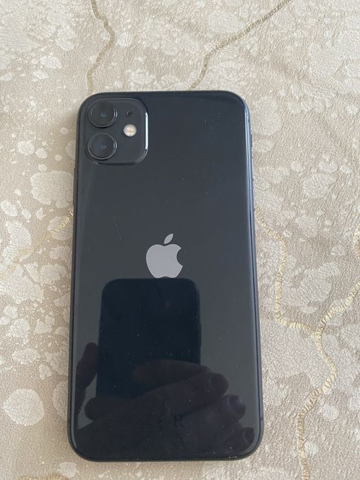Айфон 11, на 128 Гб
