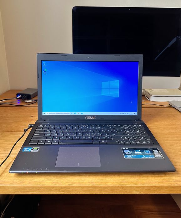 Ноутбук Asus Core i3 Жесткий диск - 500 Gb