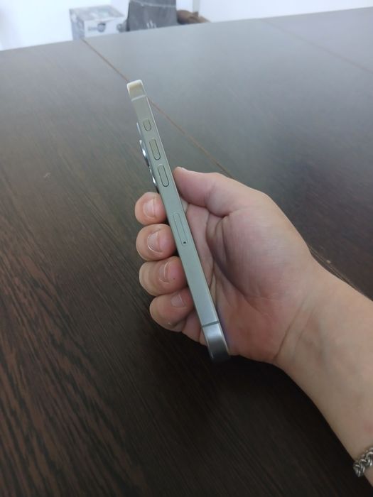 iPhone 15 pro 128