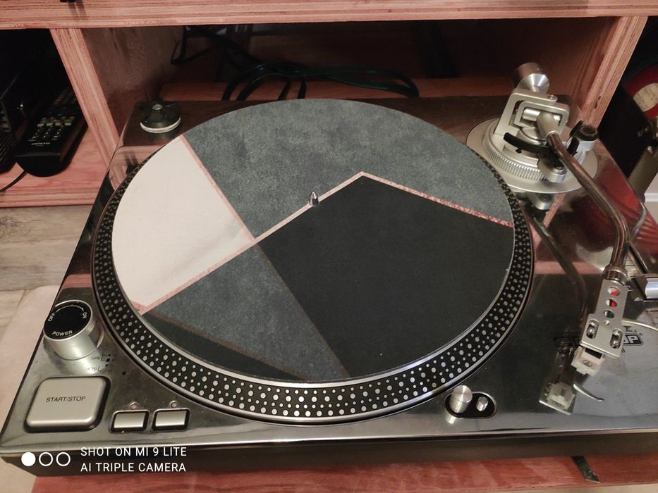 Подложка за грамофон