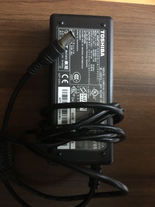 Încărcător letptop Toshiba