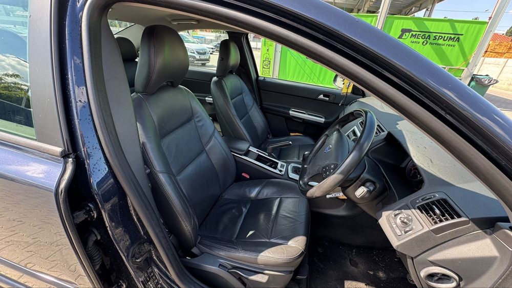De vânzare, Volvo S40 motor 1.6 diesel (D2) cutie 6 trepte