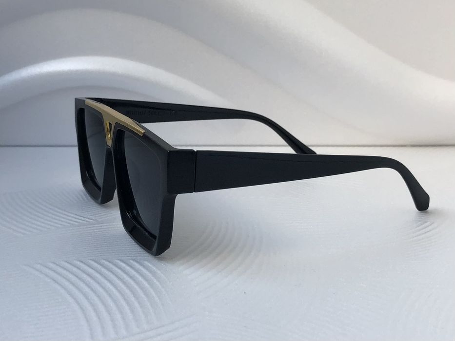 Модерни дамски слънчеви очила