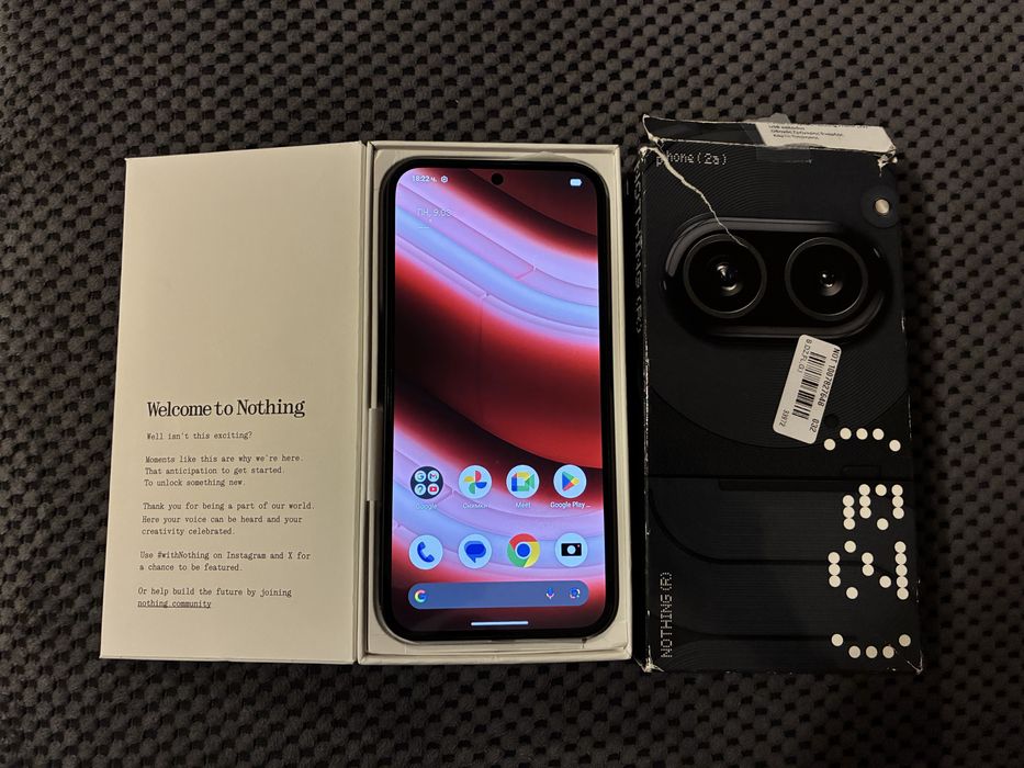 Nothing 2a в добро състоание