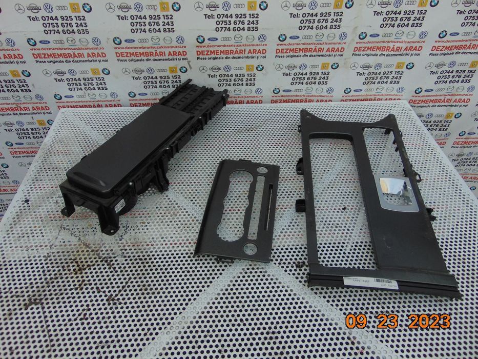 Rama cotiera Range Rover Sport l494 ornament cotiera centrala range rover sport dupa 2013