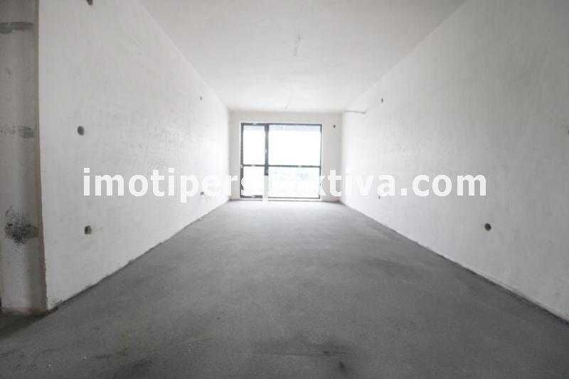 Продава се Тристаен апартамент в Пловдив, Център - 110 кв.м за 1239 €/кв.м - Снимка #1