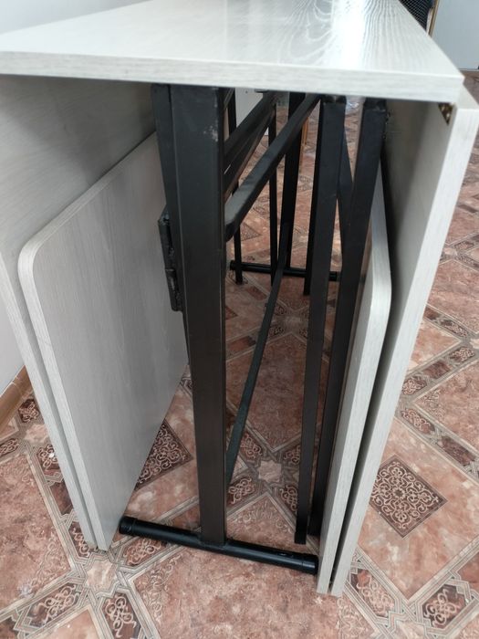 Продам стол раскладной