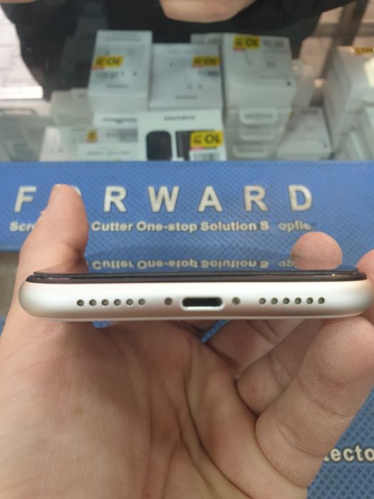 Обмен айфон 11 в хорошем состояни или продаю обмен на айфон  11 про