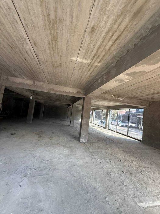 Сдаётся Здание 1260м2 Яккасарайский район Ракат махалля (N119)