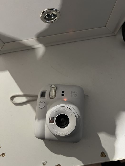 Instax 12 mini продам