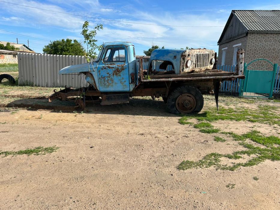 Продам газ 53………..