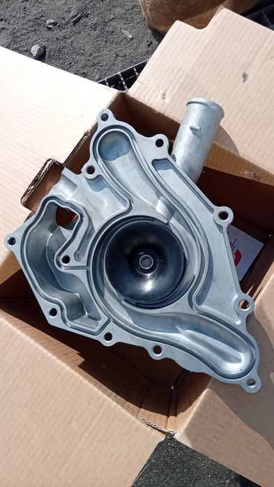 Водна помпа hemi 5.7