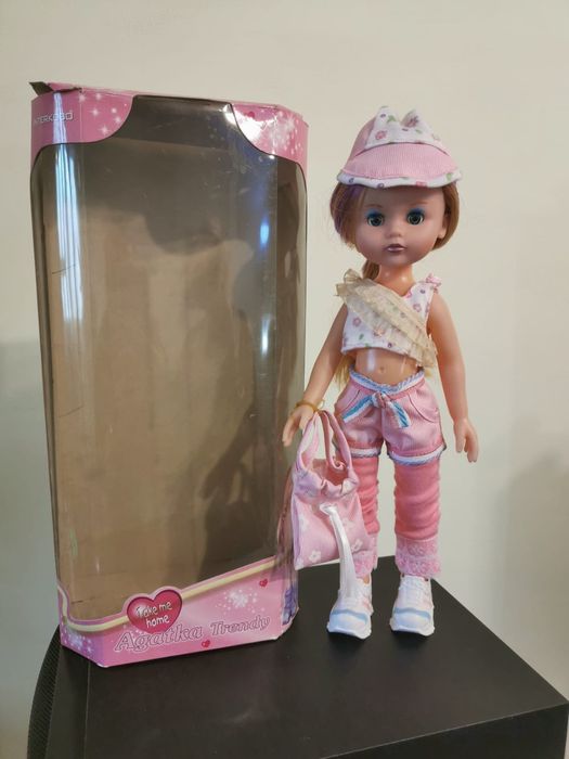 Păpușă model 34 cm