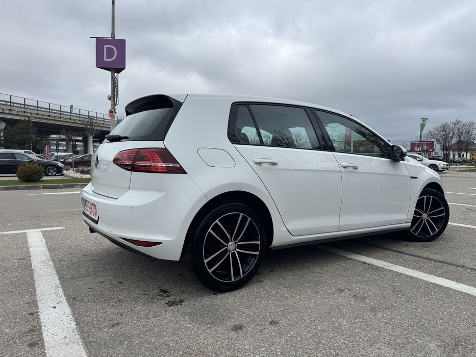 VW Golf 7 GTE 2015 Automat 1.4 benzina 200 CP